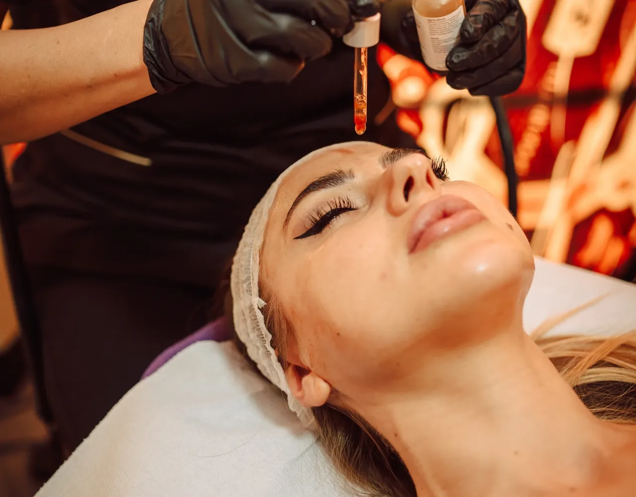 Tratament facial MicroPen — Deea Body Center Ploiești